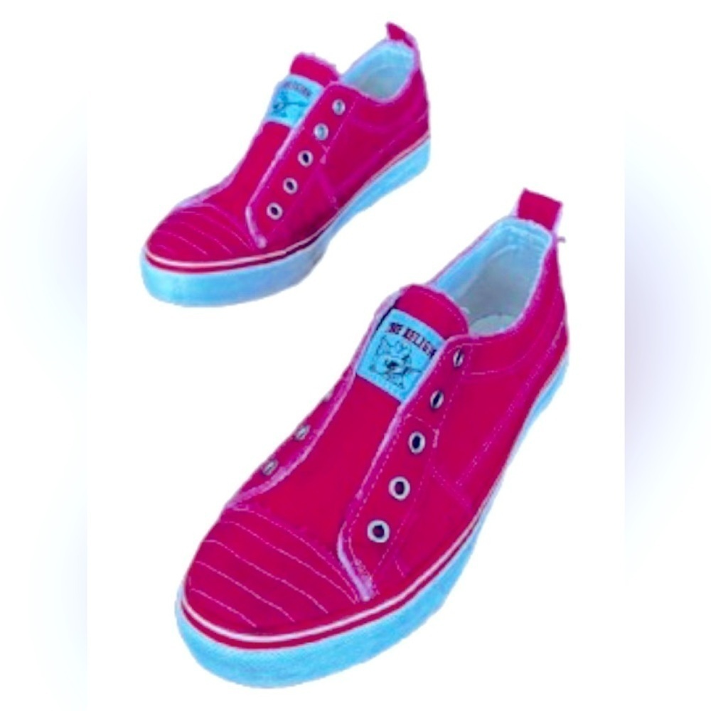 True Religion Korey hot pnk slip on sneakers SZ 8.5 clueless Barbiecore